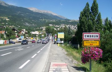                                                                                                                                                                                                                     Embrun